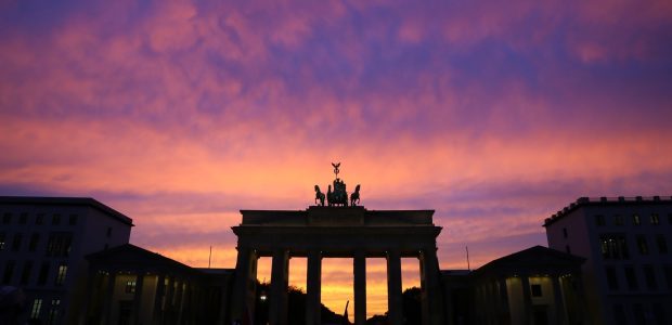 Берлин, Mantel-GmbH, обучение языку, консультации в сфере трудоустройства, туристические услуги